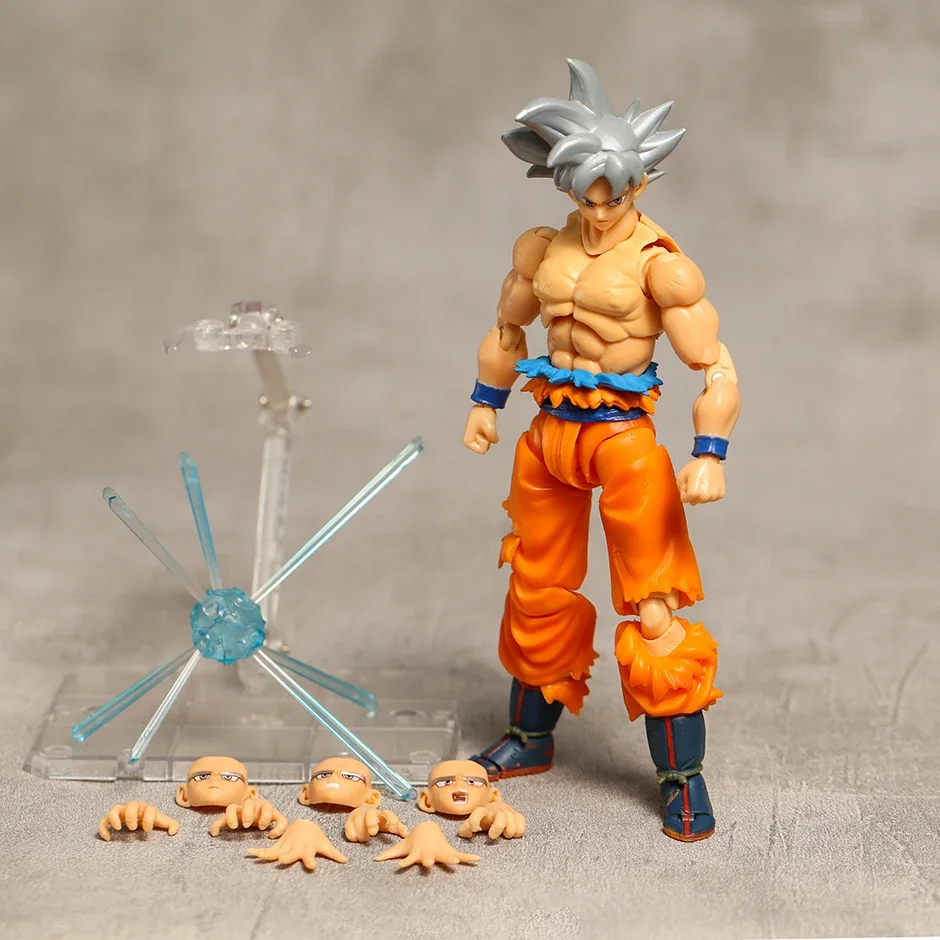 Figura Articulada Goku Ultra Instinto